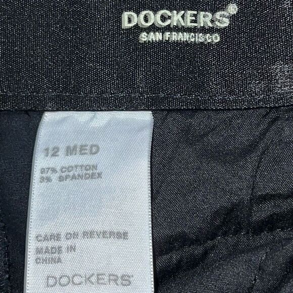 Dockers Straight Leg Pants Women’s 12 Med Black Sure Fit Waistband Pockets Work - Picture 7 of 7